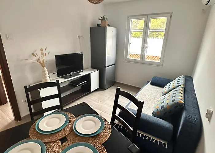 Tonka Apartament Nečujam
