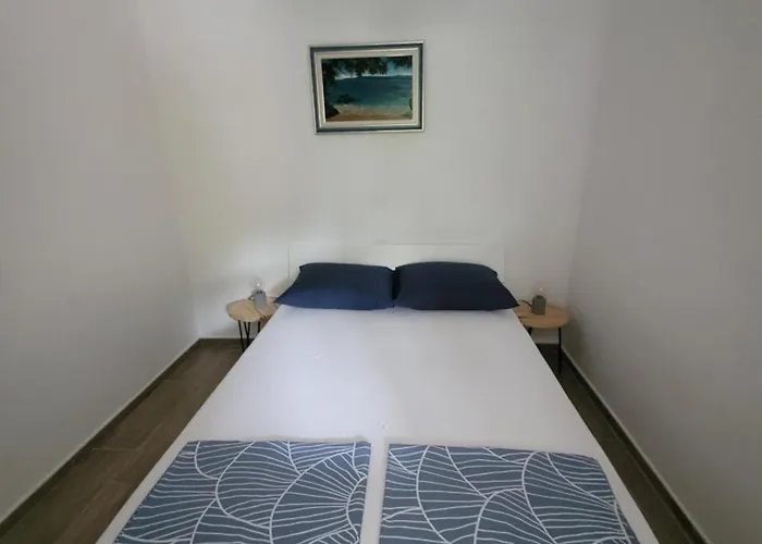 Tonka Apartament Nečujam